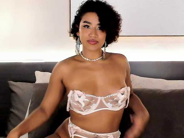 AmbraCohelo live cam on BongaCams