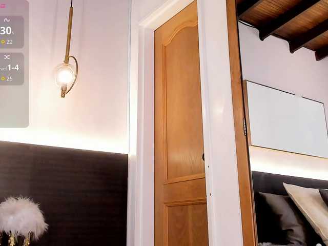 AmbraCohelo live webcam show