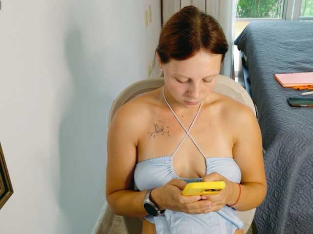 ViktoriaSillk live cam on BongaCams