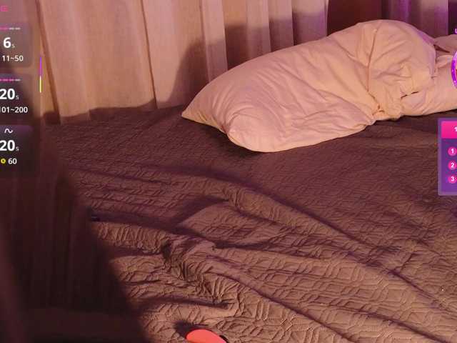 ViktoriaSillk live cam on BongaCams