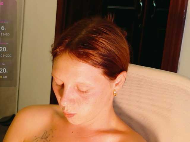 ViktoriaSillk live cam on BongaCams