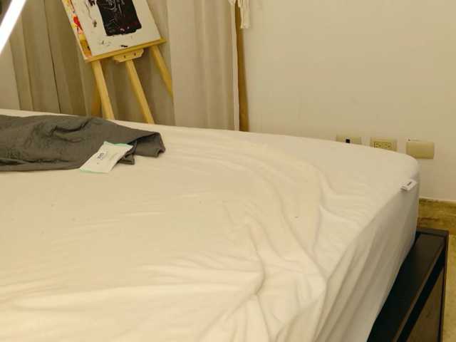 ViktoriaSillk live cam on BongaCams