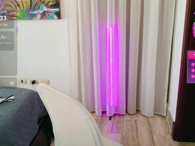 ViktoriaSillk live webcam show