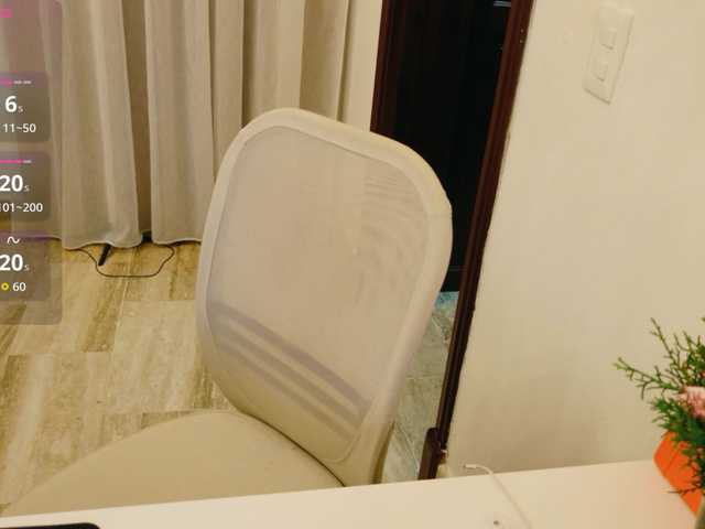 ViktoriaSillk live cam on BongaCams