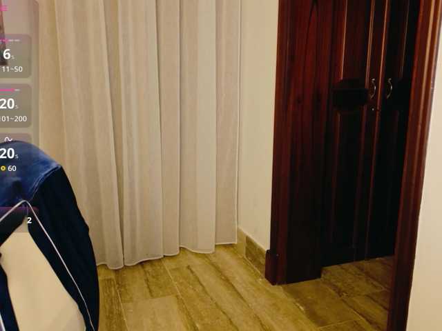 ViktoriaSillk live cam preview