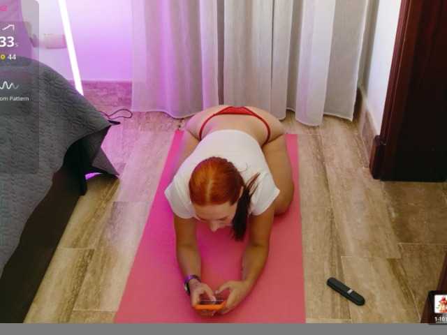 ViktoriaSillk webcam