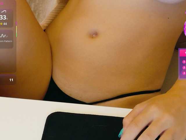 ViktoriaSillk live webcam show