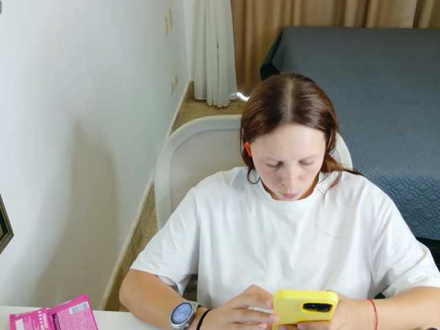 ViktoriaSillk live cam on BongaCams