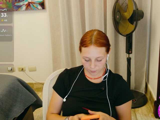 ViktoriaSillk live cam on BongaCams