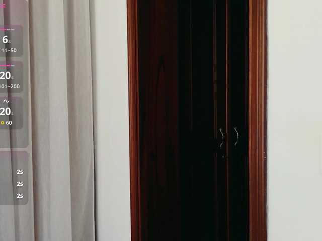 ViktoriaSillk live cam on BongaCams