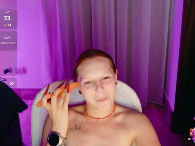 ViktoriaSillk live cam on BongaCams
