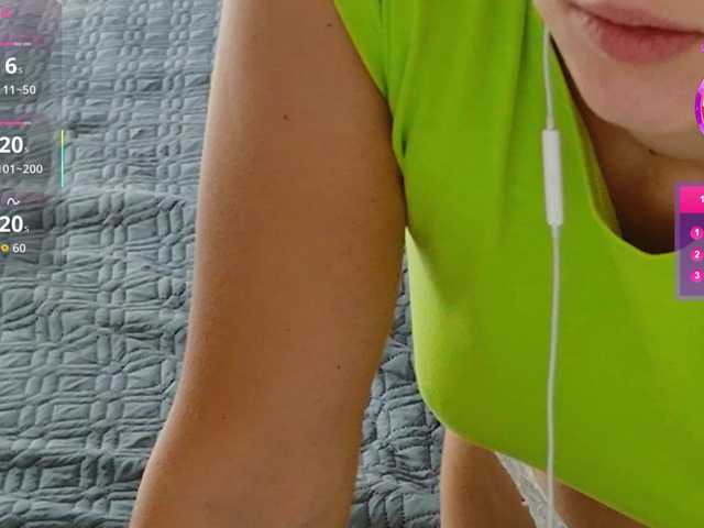 ViktoriaSillk live cam on BongaCams