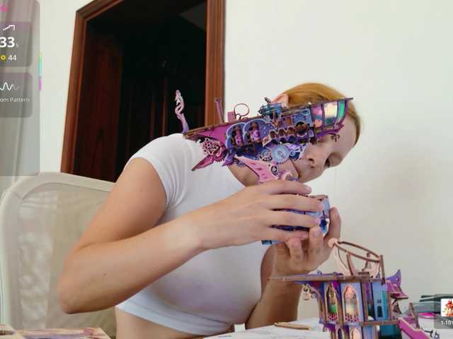 ViktoriaSillk live cam on BongaCams