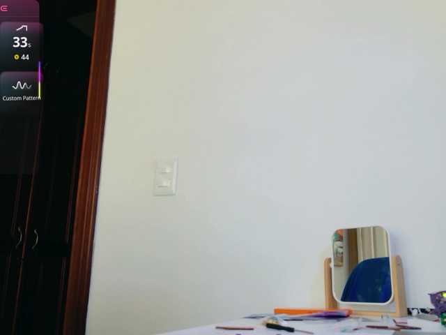 ViktoriaSillk live cam on BongaCams