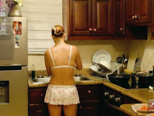 ViktoriaSillk live cam on BongaCams
