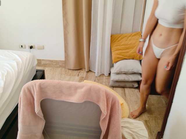ViktoriaSillk live cam on BongaCams