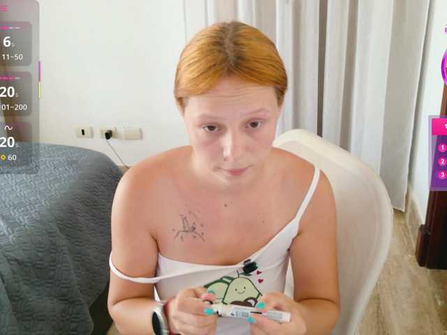 ViktoriaSillk live webcam show