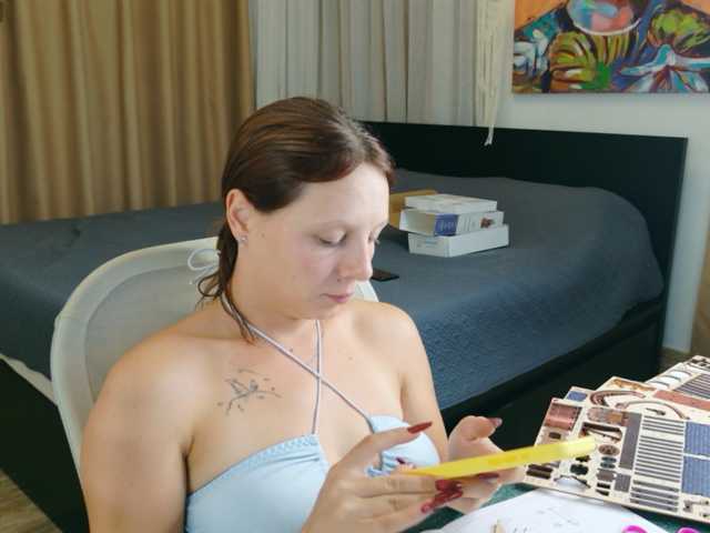 ViktoriaSillk live cam on BongaCams
