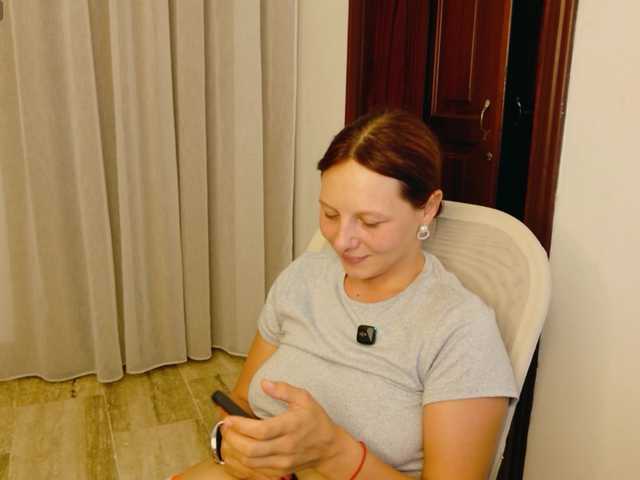 ViktoriaSillk live cam on BongaCams