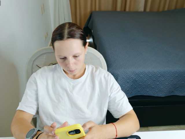 ViktoriaSillk live cam on BongaCams