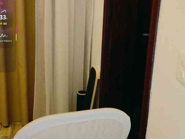ViktoriaSillk webcam