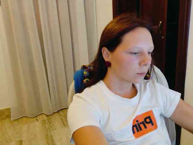 viktoriasillk's live room
