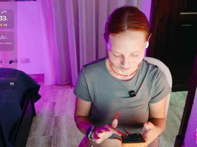 ViktoriaSillk webcam