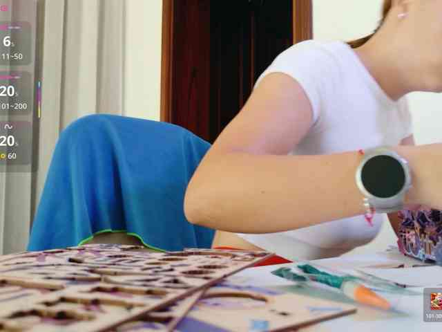 ViktoriaSillk webcam