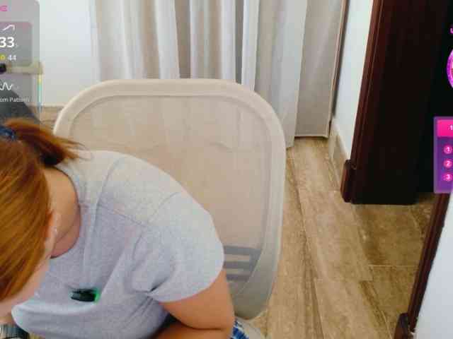 ViktoriaSillk webcam