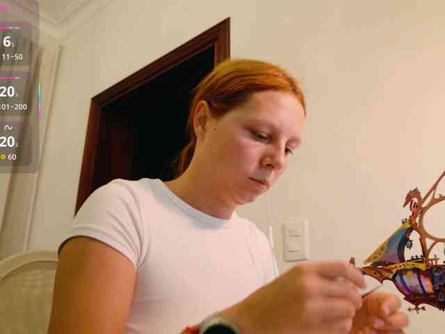 ViktoriaSillk webcam