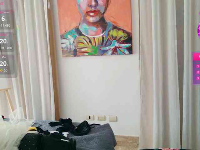 ViktoriaSillk webcam