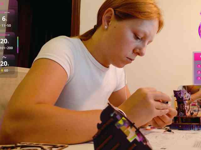 ViktoriaSillk webcam