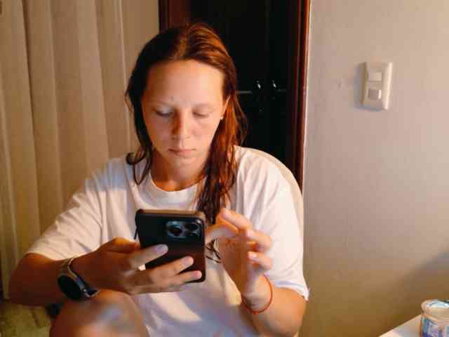 ViktoriaSillk webcam