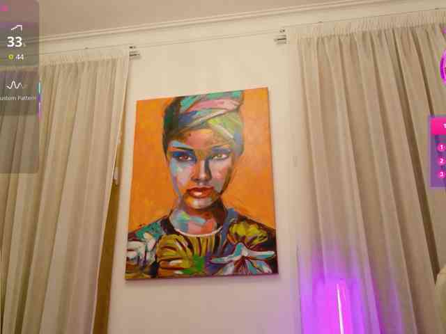 ViktoriaSillk webcam