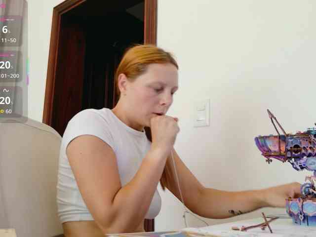 ViktoriaSillk webcam
