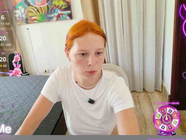 ViktoriaSillk webcam