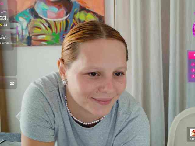 ViktoriaSillk webcam