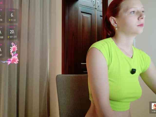 ViktoriaSillk webcam