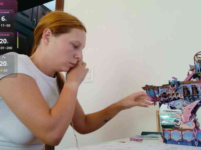 ViktoriaSillk webcam