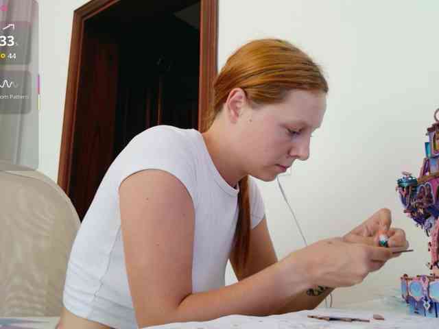 ViktoriaSillk webcam