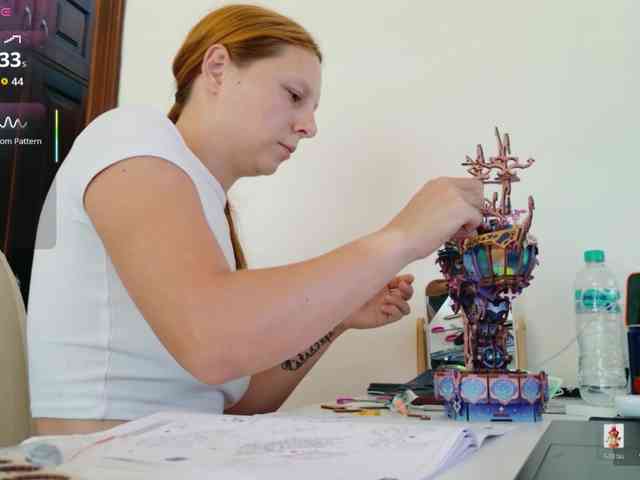 ViktoriaSillk webcam