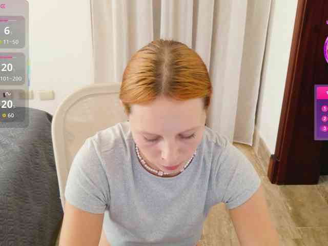 ViktoriaSillk webcam