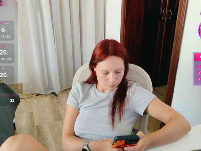 ViktoriaSillk webcam