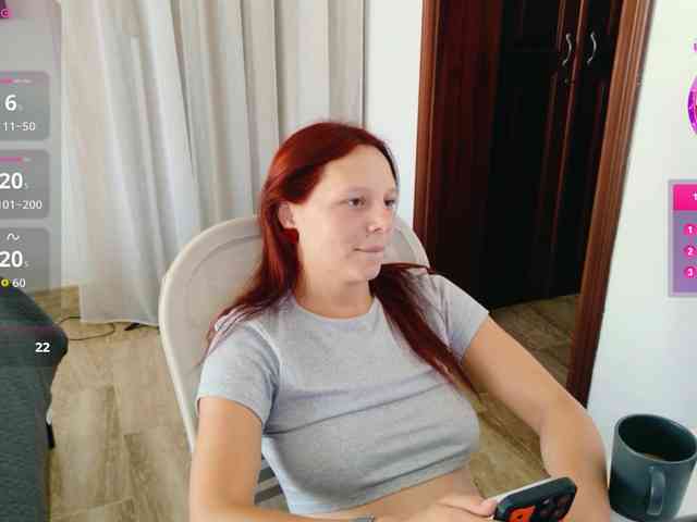 ViktoriaSillk webcam
