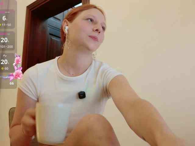 ViktoriaSillk webcam