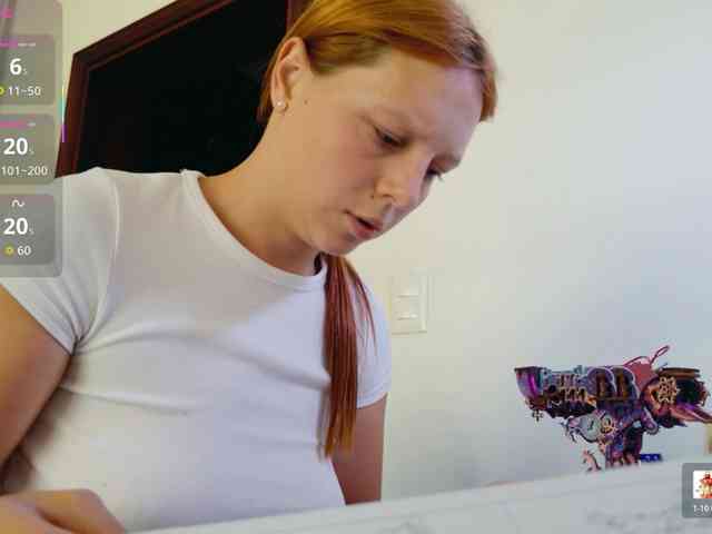 ViktoriaSillk webcam