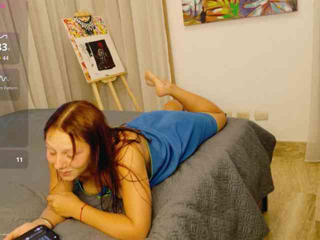 ViktoriaSillk webcam