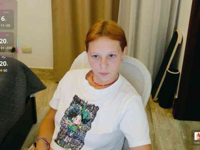 ViktoriaSillk webcam