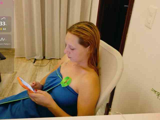 ViktoriaSillk webcam