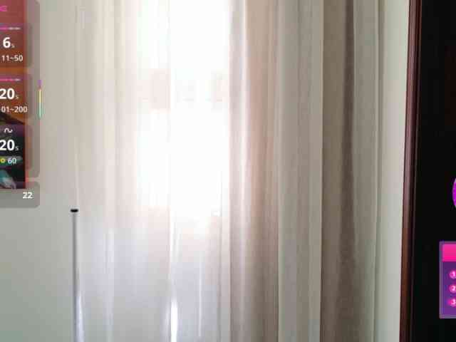 ViktoriaSillk webcam